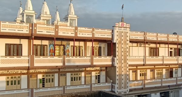 Shri 1008 Shantinath Digamber Jain Mandir, Shringar, Idar, District- Sabarkantha (Gujarat) main image