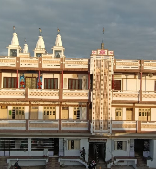 Shri 1008 Shantinath Digamber Jain Mandir, Shringar, Idar, District- Sabarkantha (Gujarat) thumbnail 3