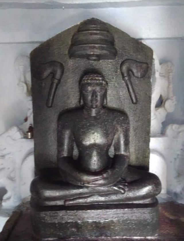 Shri Padamprabh Tirthankar Digambar Jinalaya, Kammarachedu Village, District-Kurnool (Andhra Pradesh) image 5