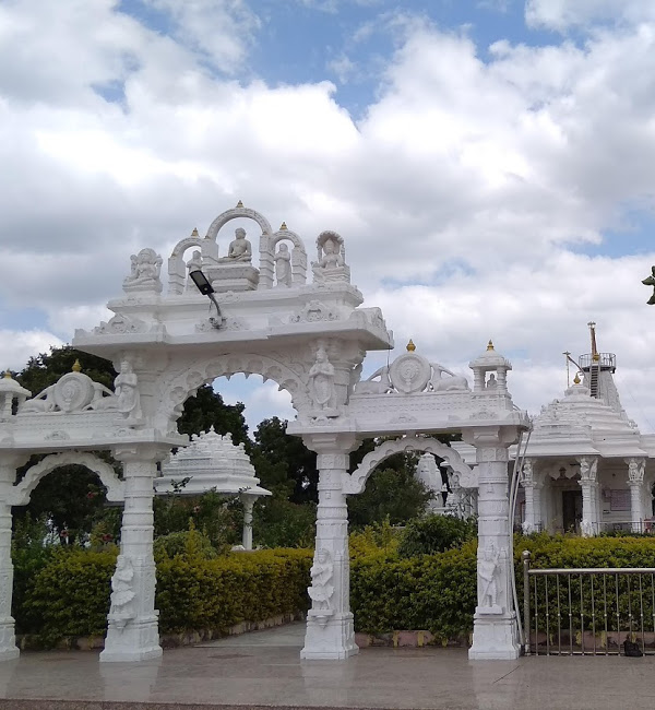 Shri Pavapuri Samet Shikhar Tirthdham, Gambhirpura, Idar, District- Sabarkantha (Gujarat) image 4