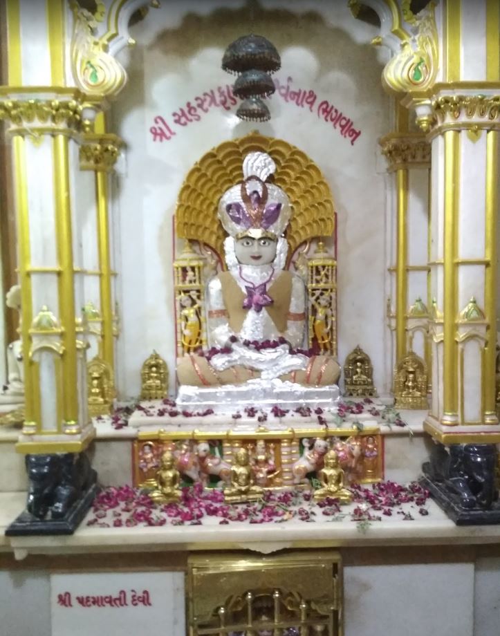 Shri Sahstrafana Parshvnath Jinalaya, Talia ni Pole, Sarangpur, Ahmedabad (Gujarat) image 3