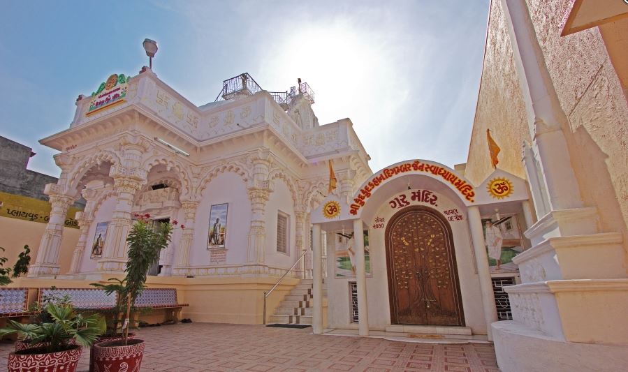 Shri Shreyaansnath Bhagwan Nu Digambar Jin Mandir, Khojawadi, Sherthali, Botad (Gujarat) image 2