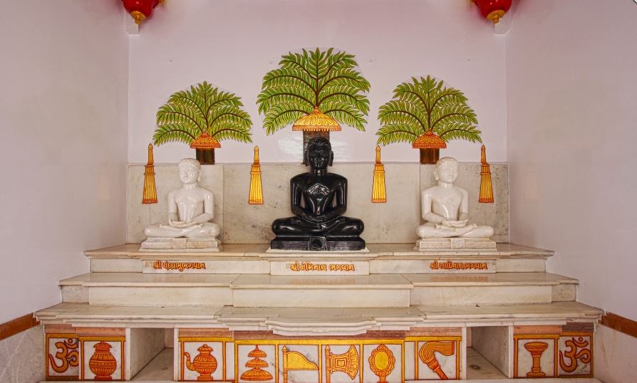 Shri Shreyaansnath Bhagwan Nu Digambar Jin Mandir, Khojawadi, Sherthali, Botad (Gujarat) image 5