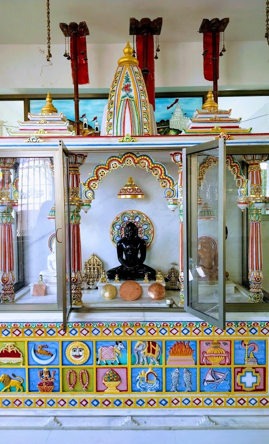 Shri 1008 Sambhavnath Digamber Jain Mandir, Ishwarkrpura Society, Vijapur, District- Mahesana (Gujarat) image 4