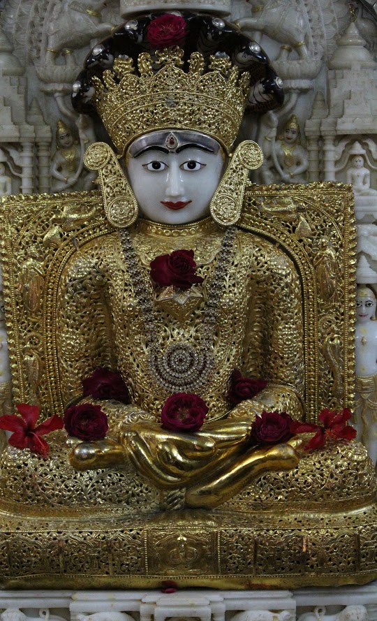 Shri Godiji Jinalaya, Ishwarkrpura Society, Vijapur, District- Mahesana (Gujarat) image 3