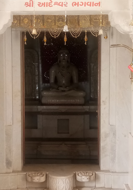 Shri Vighanhar Parshvnath Bhagwan Derasar, Shri Mota Poshina Tirth, Poshina, District - Sabar Kantha (Gujarat) image 10