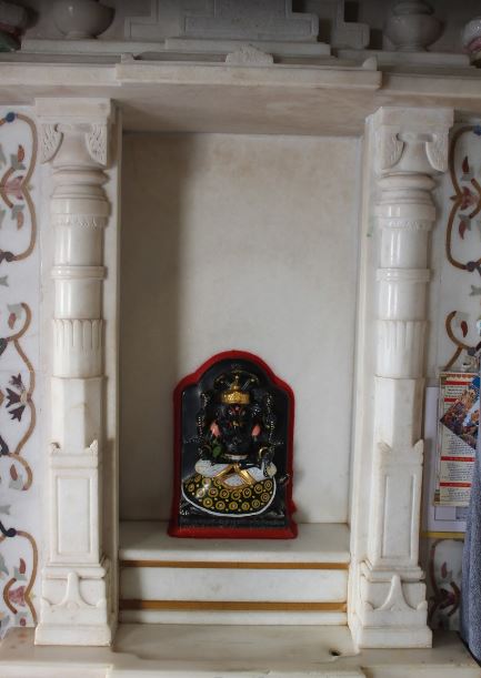 Shri Ananda Parshvnath Jain Tirth, Umbri, District - Banas Kantha (Gujarat) image 4