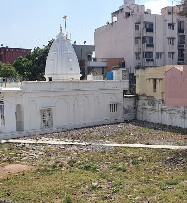 Shri Digamber Jain Mandir, Station Road, Dahod (Gujarat) thumbnail 2