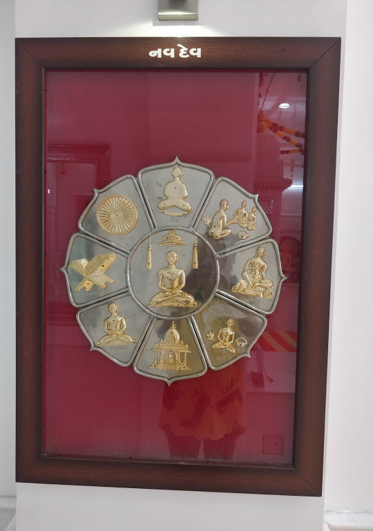 Shri Digamber Jain Mandir, Station Road, Dahod (Gujarat) thumbnail 5