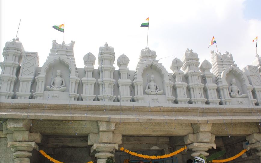 Shri 1008 Ajitnath Digamber Jain Mandir, Penukonda, District - Sri Sathya Sai (Andhra Pradesh) image 3