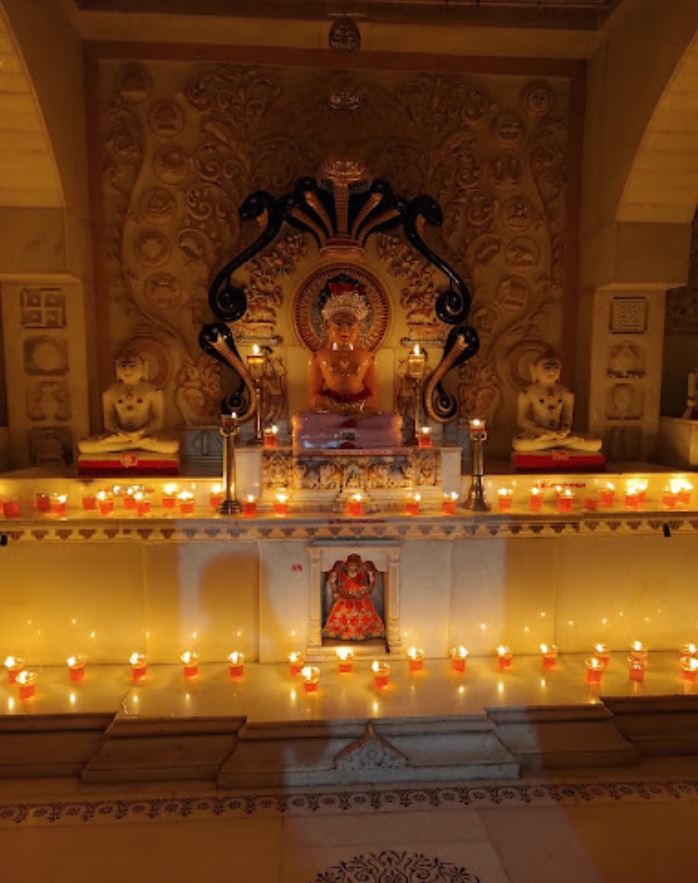 Shri Chintamani Parshvnath Jain Derasar, Soni Bazaar, Veraval, District - Gir Somnath (Gujarat) image 5