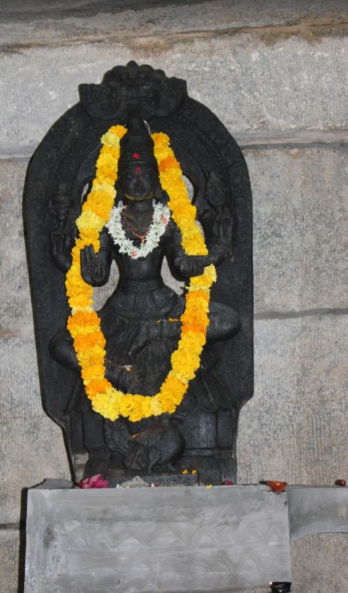 Shri 1008 Ajitnath Digamber Jain Mandir, Penukonda, District - Sri Sathya Sai (Andhra Pradesh) image 7