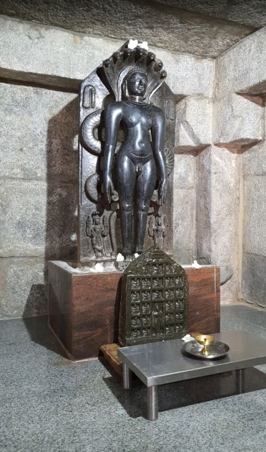 Shri 1008 Ajitnath Digamber Jain Mandir, Penukonda, District - Sri Sathya Sai (Andhra Pradesh) image 12