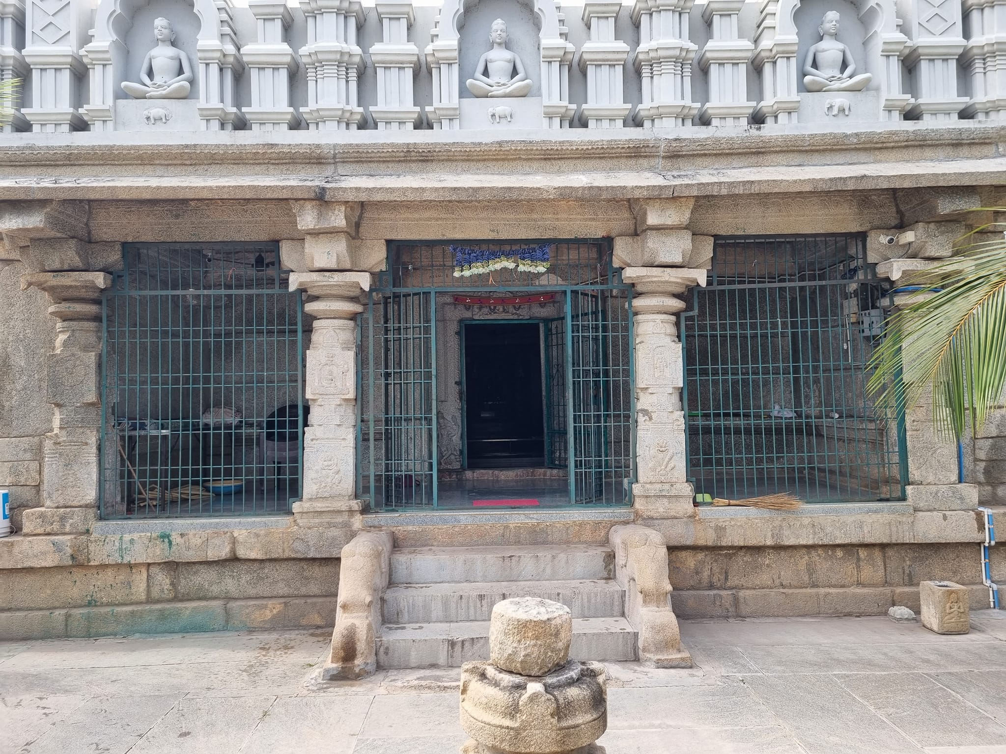 Shri 1008 Ajitnath Digamber Jain Mandir, Penukonda, District - Sri Sathya Sai (Andhra Pradesh) image 14