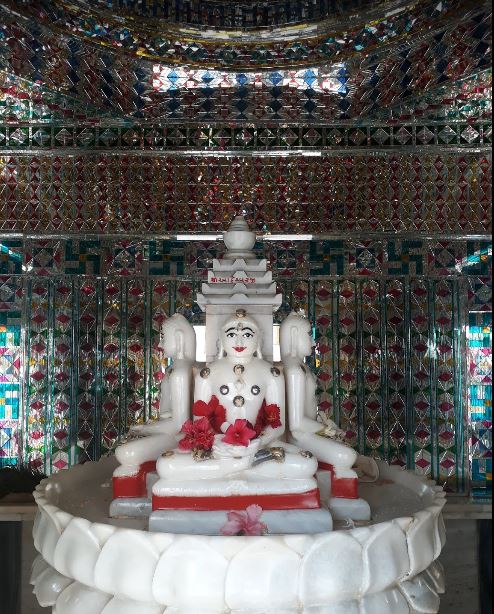 Shri Navsari Parshvnath Jain Shwetamber Tirth, Madhumati Colony, Navsari (Gujarat) image 8