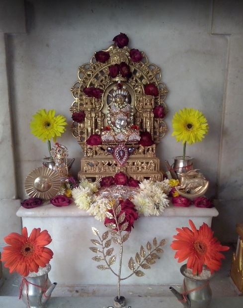 Shri Shreyansnath Bhagwan Grih Jinalaya, Madhumati Colony, Navsari (Gujarat) image 2