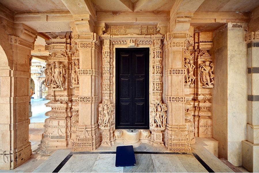 Shree Brahmeshwar Parshwanath Swarna Jain Mandir, Tirupati, District-Chittor (Andhra Pradesh) image 4