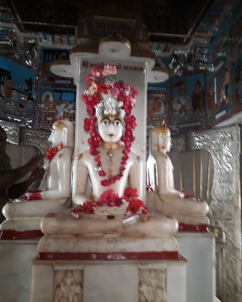 Shri Mahaveer Swami Chomukh Jinalaya, Asha Nagar, Navsari (Gujarat) image 3