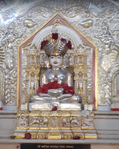 Shri Adinath Bhagwan Jain Derasar, Vejalpore, Navsari (Gujarat) image 2