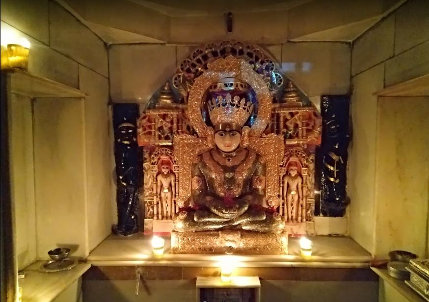 Shri Shantinath Bhagwan Jain Shwetamber Murtipujak Jinalaya,  Jalalpore, Navsari (Gujarat) image 4