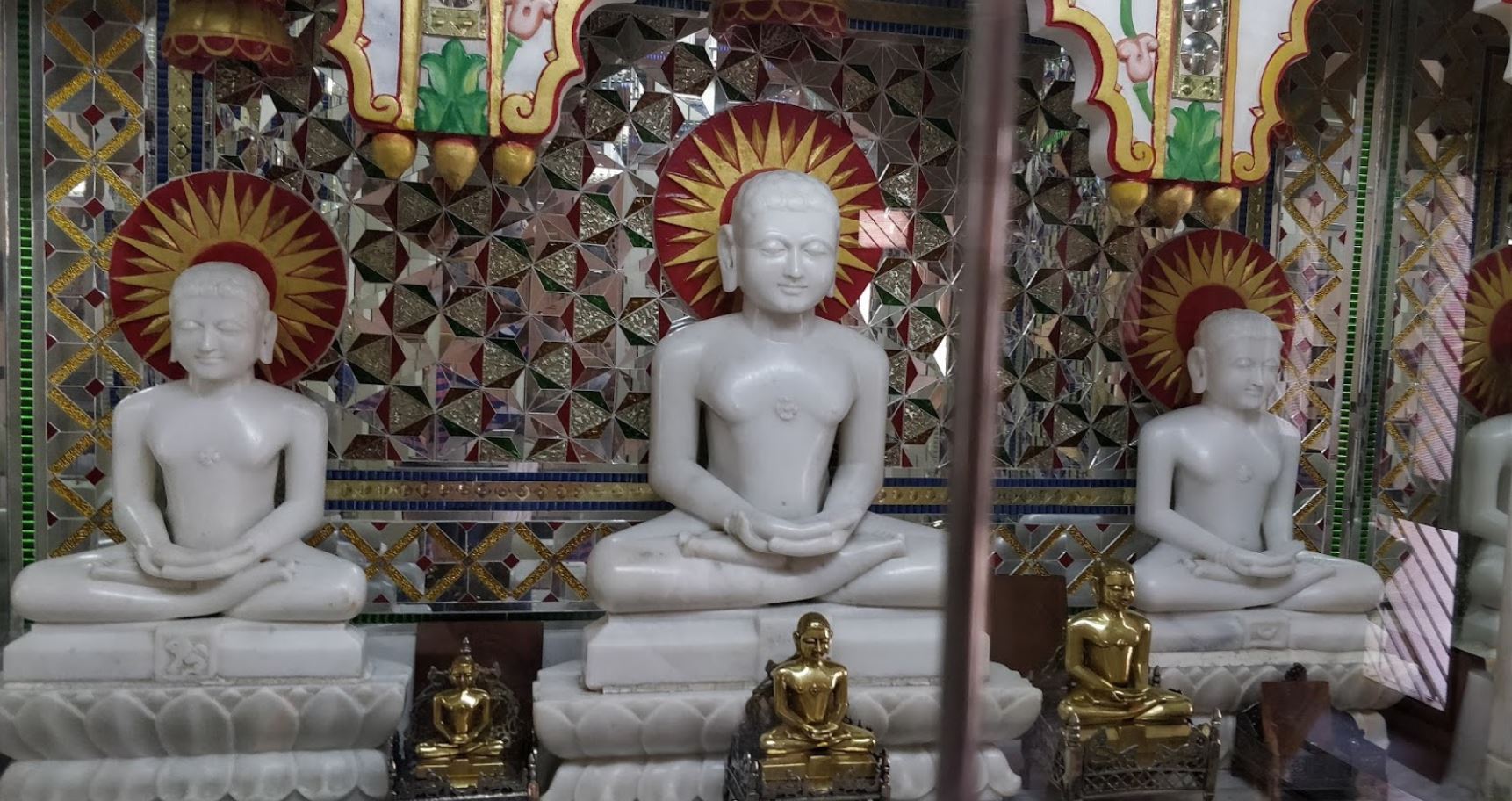 Shri Simandhar Swami Digamber Jain Mandir, Daxini Society, Maninagar, Ahmedabad (Gujarat) image 5