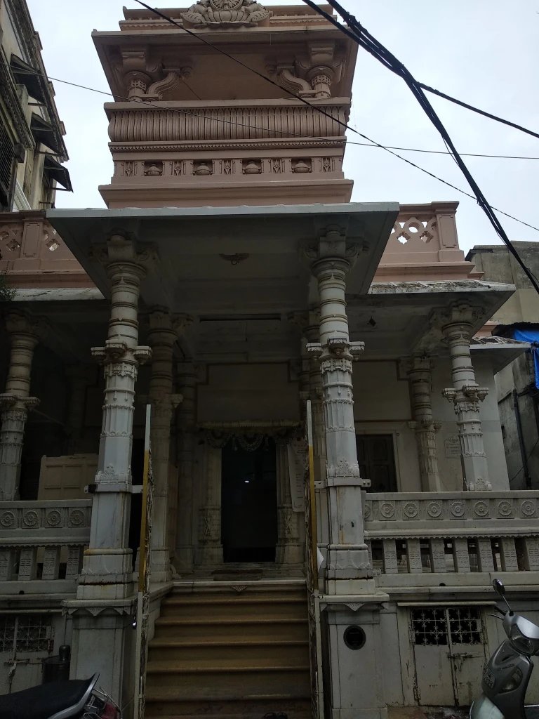 Shri Kunthunath Swami Jain Derasar, Surdas Sheth Ni Pole, Khadia, Ahmedabad (Gujarat) image 6