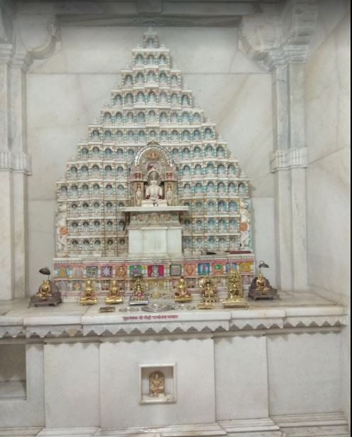 Shree Jain Shwetamber Godi Parshvnath Mandir, Tejpur, District-Sonitpur (Assam) image 3