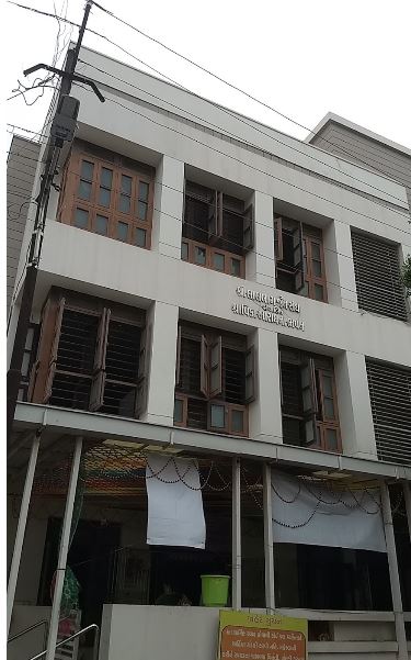 Shri Jain Sadhvi Upashray, Chandralok Society, ShreePalli Society, Manjalpur, Vadodara (Gujarat) image 1