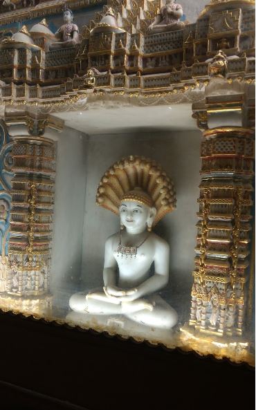 Shri Shantinath Jain Derasar, Kothi Pole, Raopura, Vadodara (Gujarat) image 6