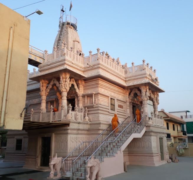 Shri 1008 Chintamani Parshvnath Digamber Jain Mandir and Navgraha Jinalaya, Gadapura, Diwalipura, Vadodara (Gujarat) image 5