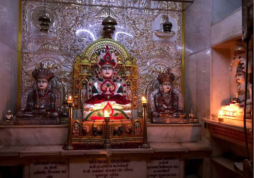 Shri Kunthunath Swami Jain Derasar, High Tension Road, Subhanpura, Vadodara (Gujarat) image 4