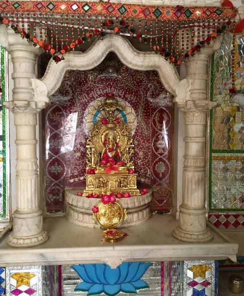 Shri Naminath Bhagwan Grih Chaitya, Yogeshwar Society No 1, Subhanpura, Vadodara (Gujarat) image 3