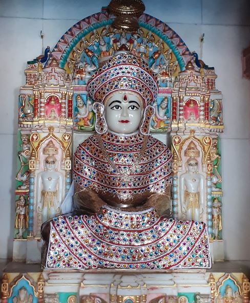 Shri Mansantushti Adinath Bhagwan Jinalaya, High Tension Road, Near Suraj Society, Subhanpura, Vadodara (Gujarat) image 6