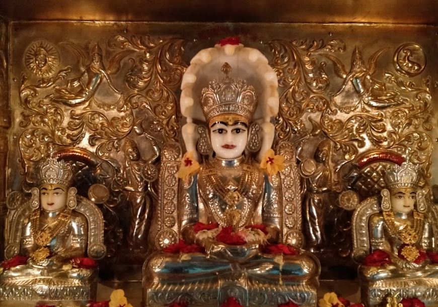 Shri Shankeshwar Parshvnath Kaanch Derasar, Toral Soceity, Gorwa, Vadodara (Gujarat) image 2
