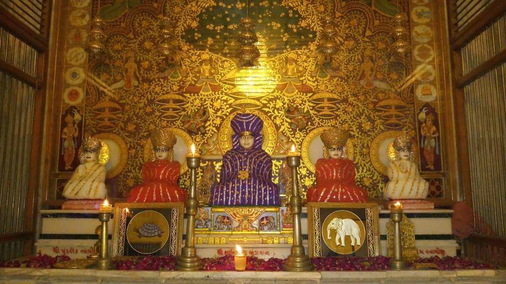 Shri Shantinath Jain Mandir, Virnagar Society, Veer Nagar 1, Karelibagh, Vadodara (Gujarat) main image