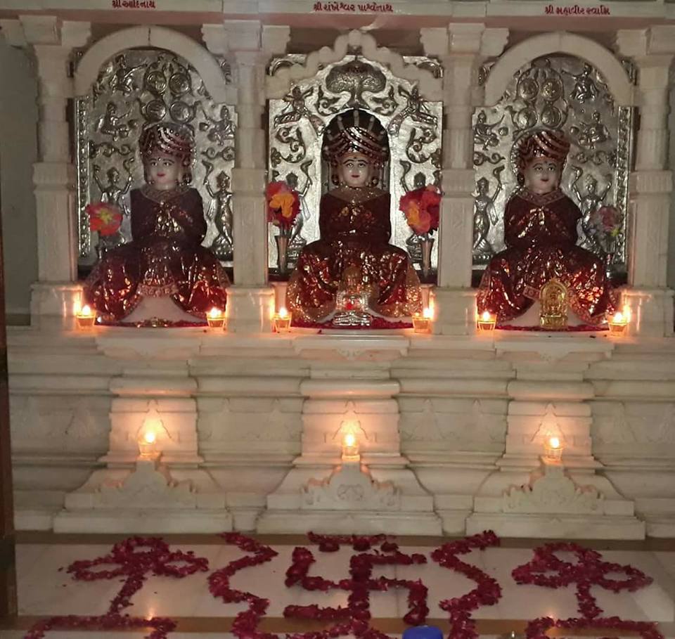 Shri Shankheshwar Parshvanath Bhagwan Jain Derasar, Aastapad Society, Near Water Tank, Karelibagh, Vadodara (Gujarat) image 3
