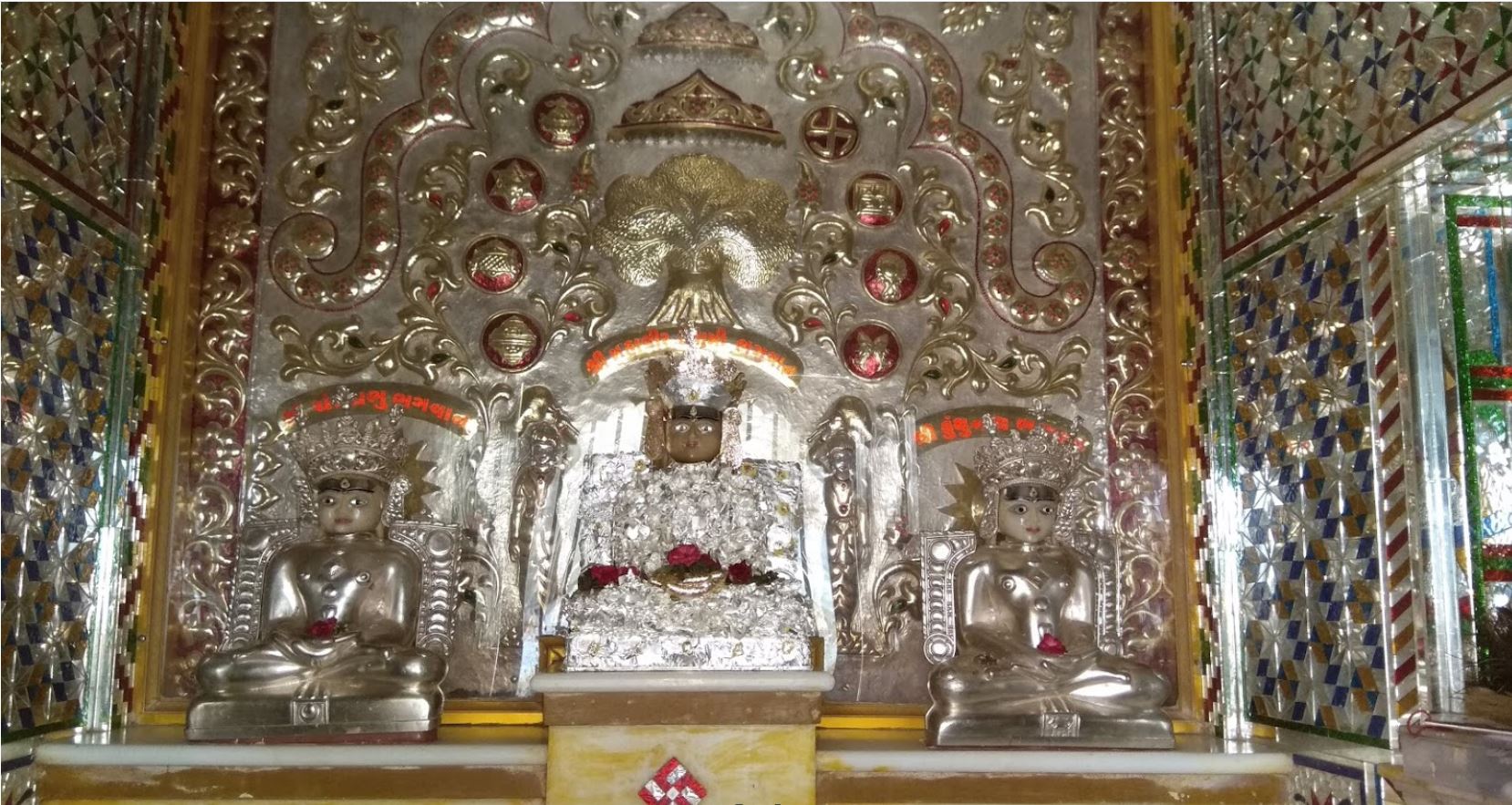 Shri Chhani Tirth, Shri Vimalnath Parshvnath Shantinath Jain Derasar, Vaniyawad, Chhani, Vadodara (Gujarat) image 5
