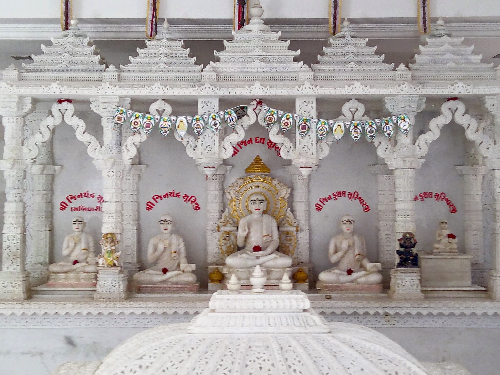 Shri Jindutt Suri Dadawadi, Jambusar - Padra Road, Padra, District - Vadodara (Gujarat) image 1