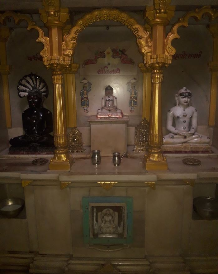 Shri Shantinath Bhagwan Jain Derasar, Randheja, Gandhinagar (Gujarat) image 2