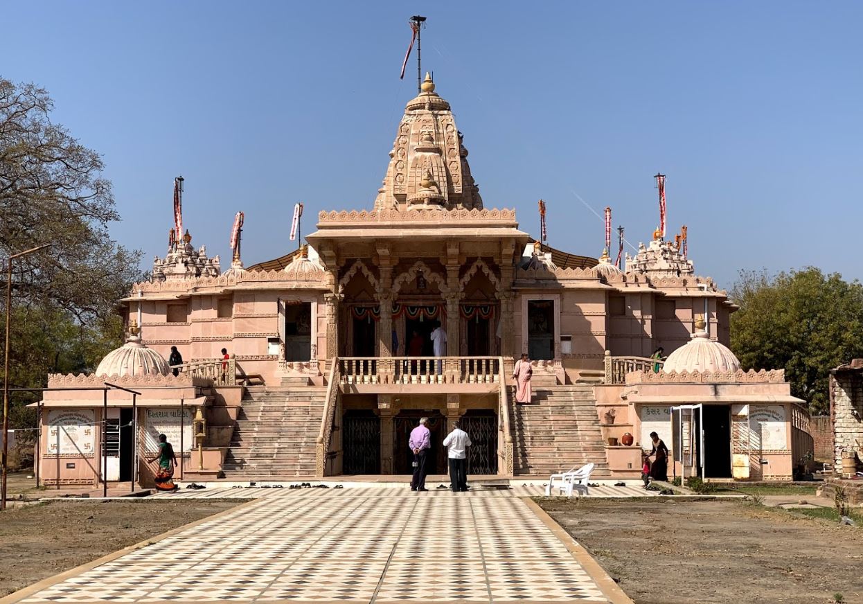 Shri Ratna Vatika Chandrodaya Tirth Dham, Adlaj, Gandhinagar (Gujarat) image 2