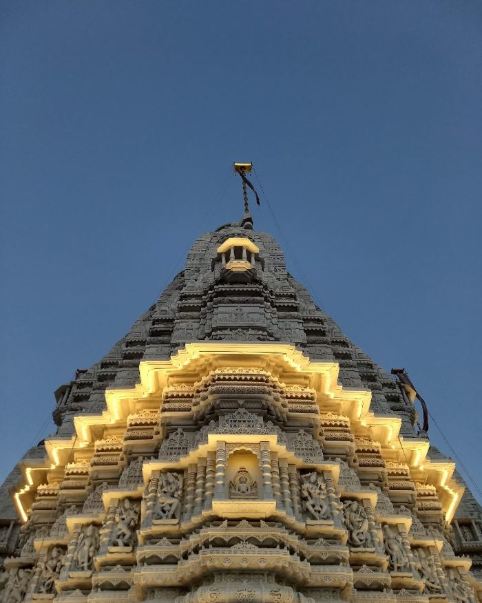 Shri Adinath Jinalaya, Adani Shantigram Complex, Sarkhej - Gandhinagar Highway, Ahmedabad (Gujarat) image 5