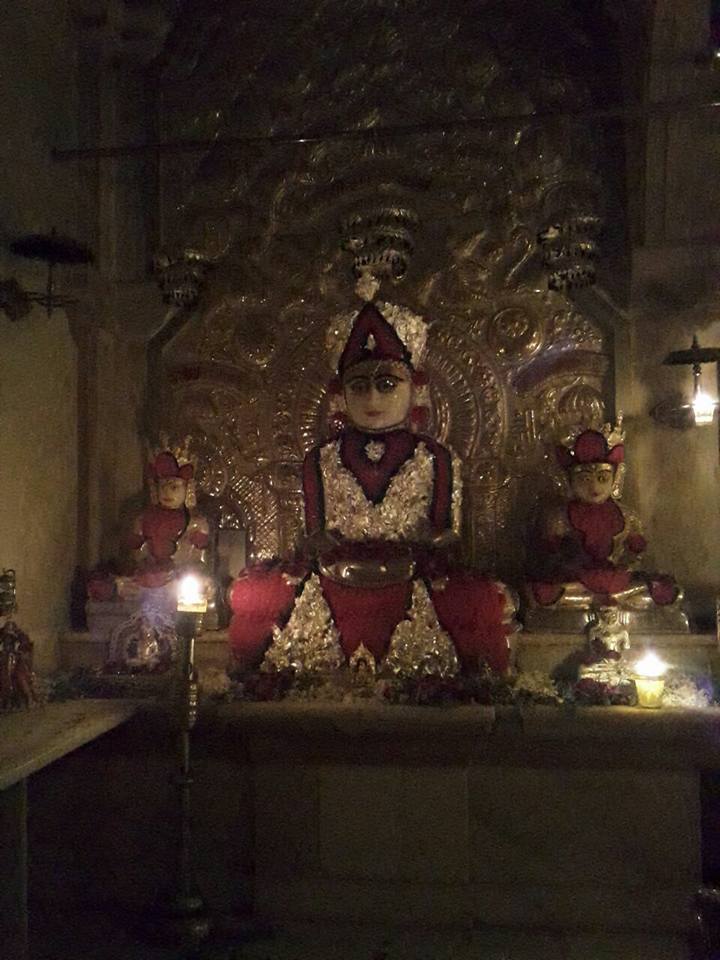 Shri Chintamani Parshvnath Jain Derasar, Ramnagar, Sabarmati, Ahmedabad (Gujarat) thumbnail 3