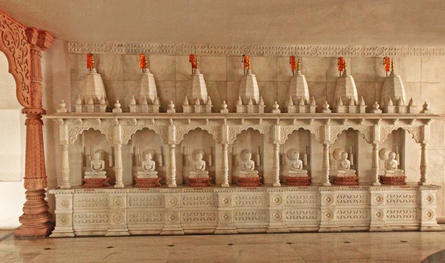 Shri Parshvnath Digamber Jain Mandir, Golwad Road, Khadia, Ahmedabad (Gujarat) image 6
