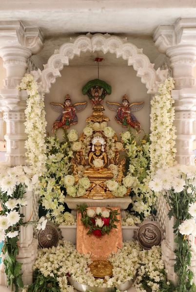 Shri Sumtinath Prabhu Gruh Jinalaya, Satyawadi Society, Shanti Nagar, Usmanpura, Ahmedabad (Gujarat) image 1