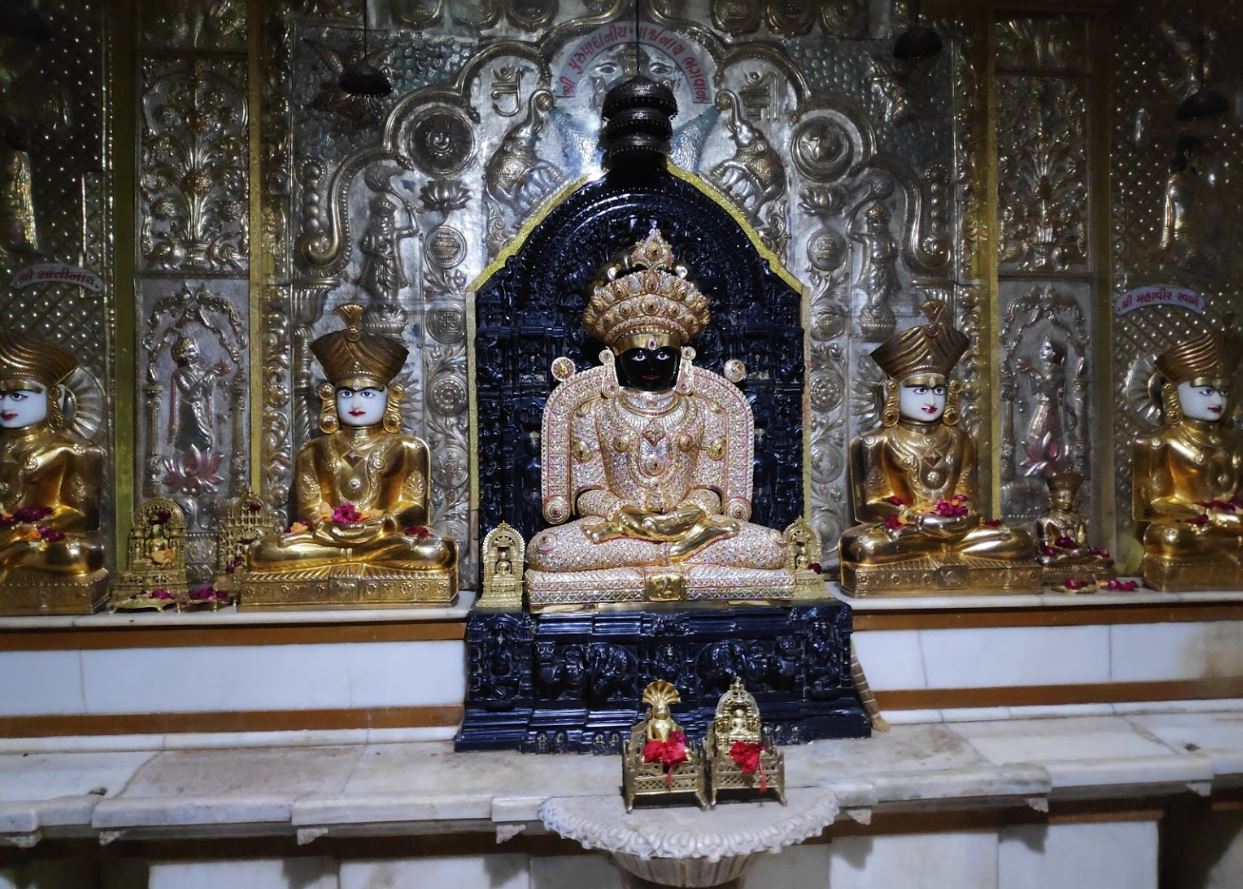 Shri Devkinandan Jain Derasar, Naranpura, Ahmedabad (Gujarat) image 8