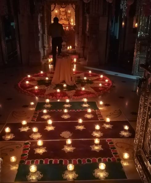 Shri Simandhar Swami Jain Derasar, Simandhar Complex, KK Nagar Road, Ghatlodiya, Ahmedabad (Gujarat) image 2