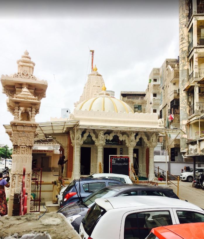Shri Pragat Prabhavi Parshvnath Jain Derasar, Parshv Tower, Satellite, Shyamal, Ahmedabad (Gujarat) image 3