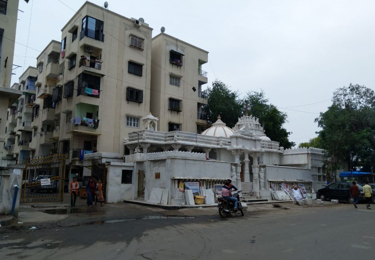 Shri Mallinath Bhagwan Jain Derasar, Narayan Nagar Society, Narayan Nagar, Ahmedabad (Gujarat) image 1