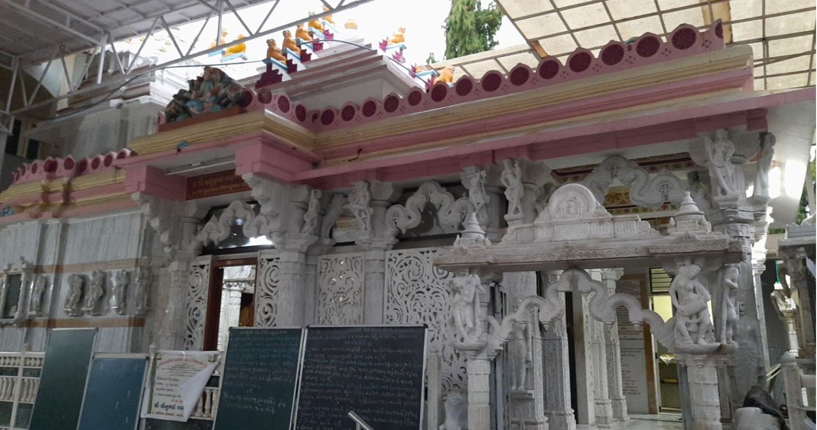 Shri Vasupujya Swami Jain Derasar, SBI Jalvihar Society, Ranna Park, Paldi, Ahmedabad (Gujarat) image 1
