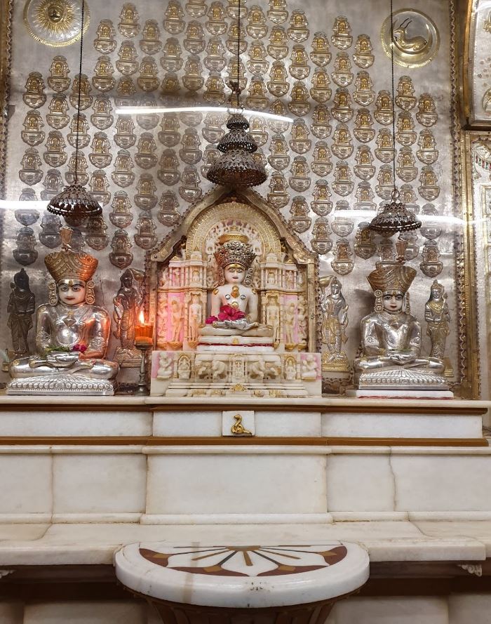 Shri Godiji Parshvnath Shwetamber Jain Mandir, Naroda, Ahmedabad (Gujarat) image 3